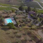 Podere Le Vigne Otel